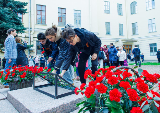 Митинг 4 мая