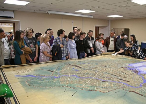 Волонтёры в музеях